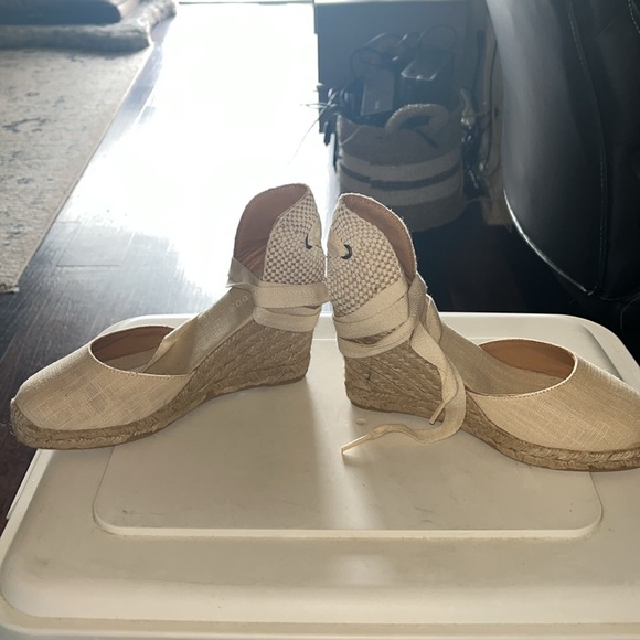 Soludos Espadrilles - Picture 2 of 10